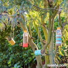 How to make colourful upcycled bird feeders