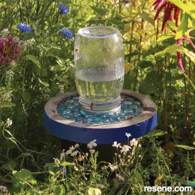 Bee Hydration Station