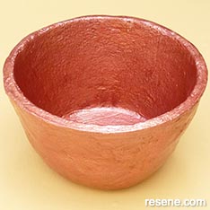 Make a metallic-effect copper bowl