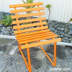 Paint a garden chair