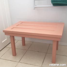 Turn a cupboard door into a garden table