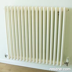 How to repaint a radiator